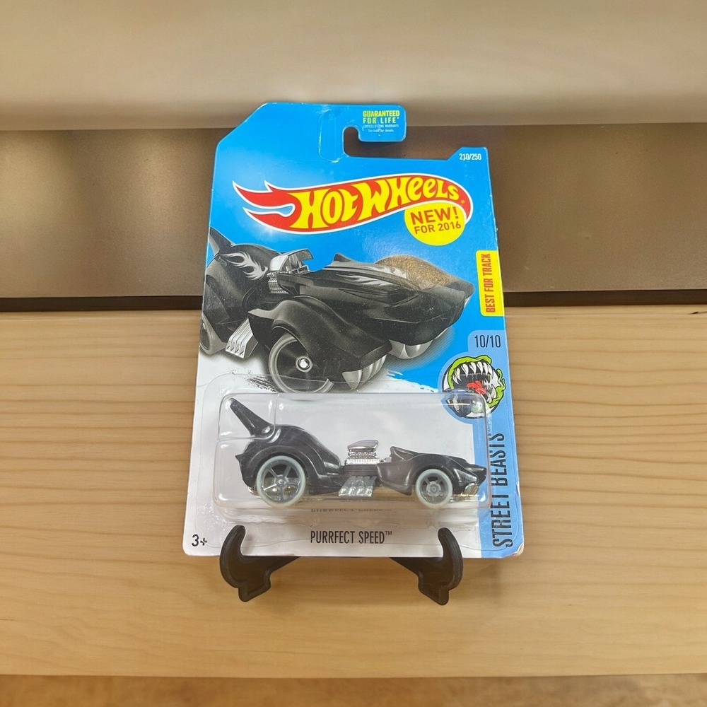 Hot Wheels 2016 Street Beasts Purrfect Speed Car 10/10